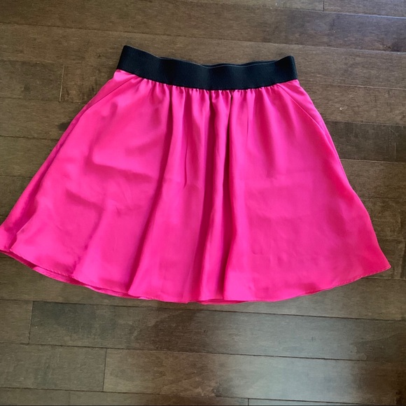 Express Dresses & Skirts - Express NWT Hot Pink Skirt with Pockets!